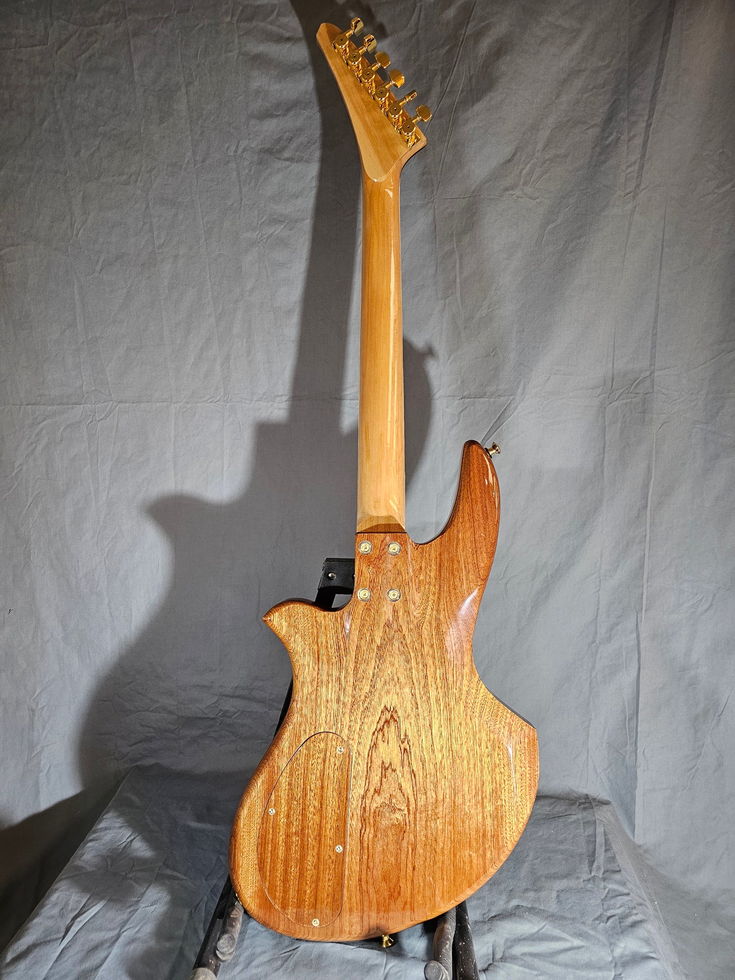 CURLY REDWOOD