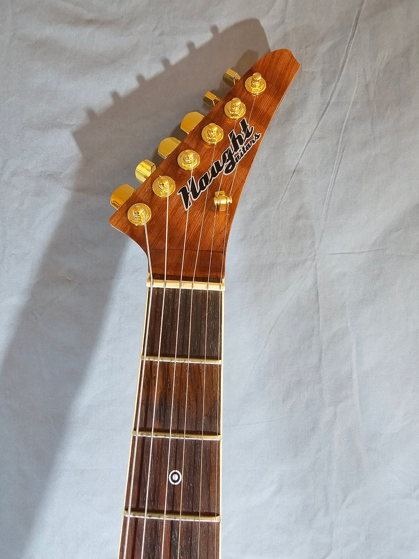 CURLY REDWOOD