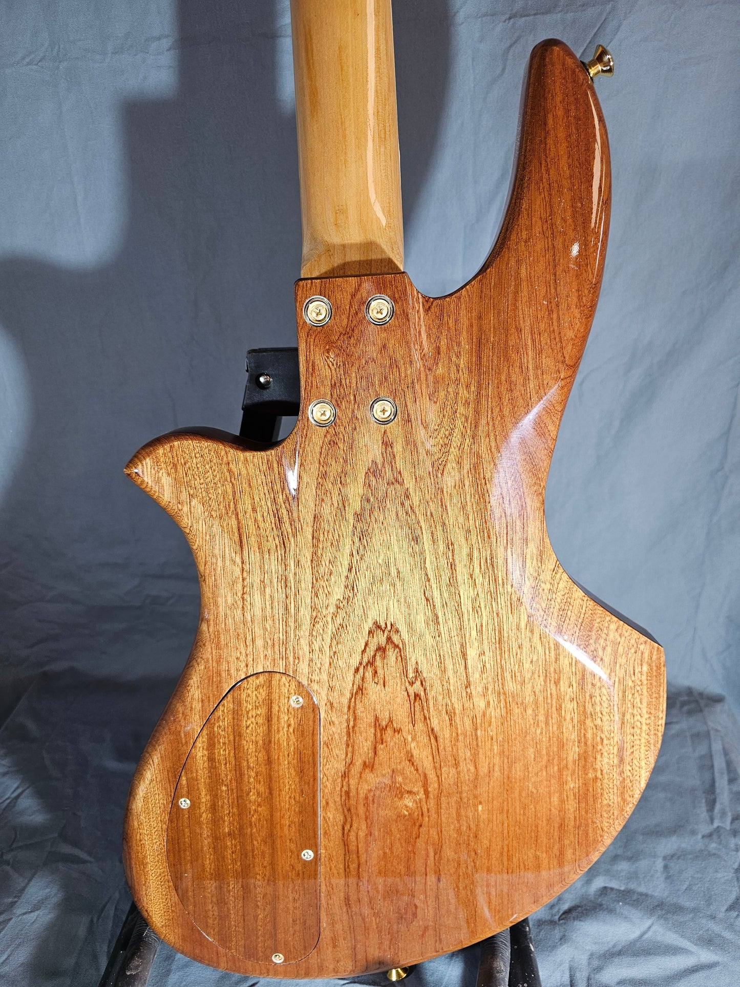 CURLY REDWOOD