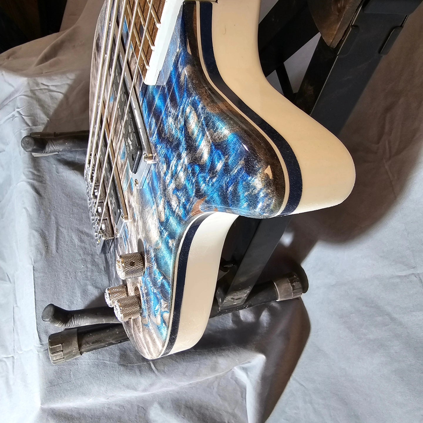5 string Bass SOLD