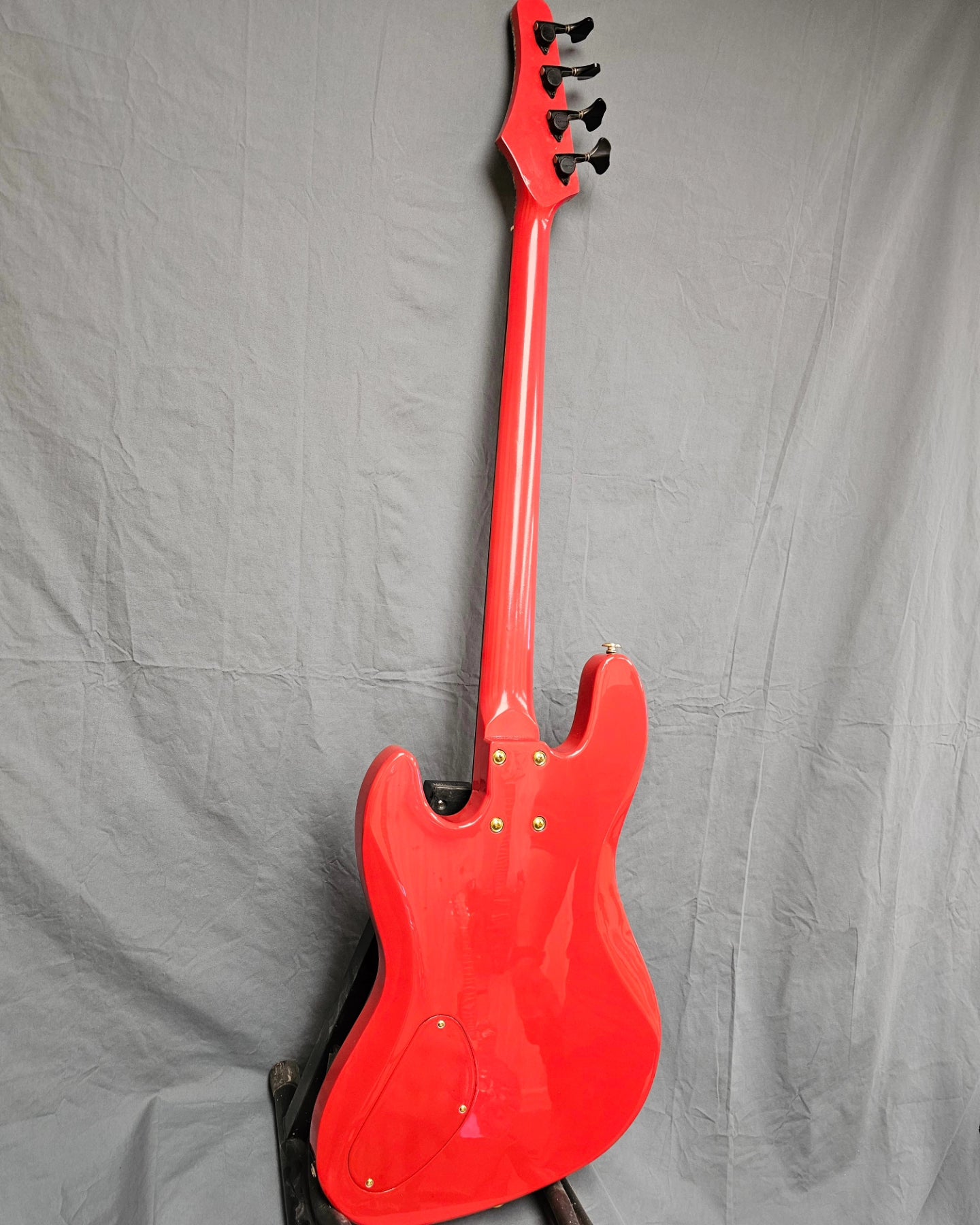 4 string bass